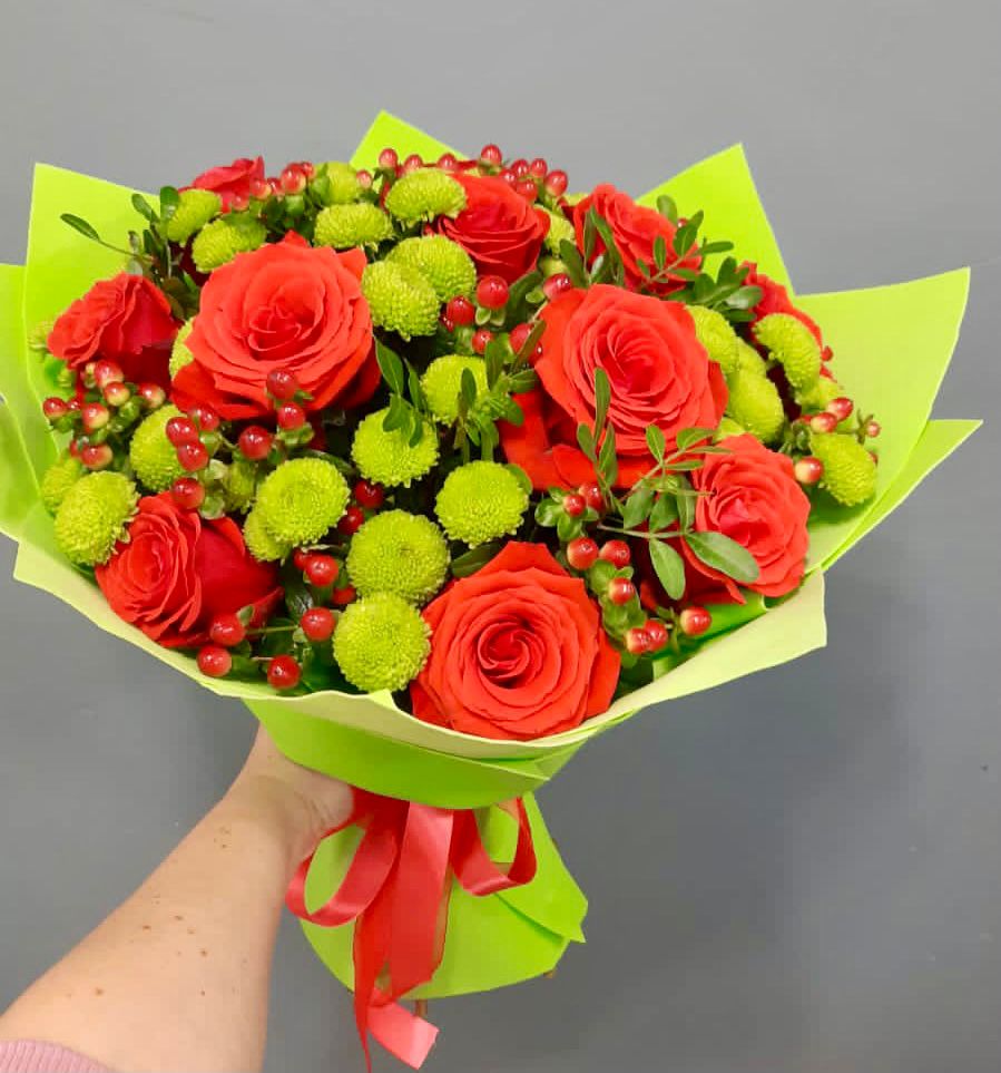 Букет цветов из: Хризантемы и Розы в Джалиле