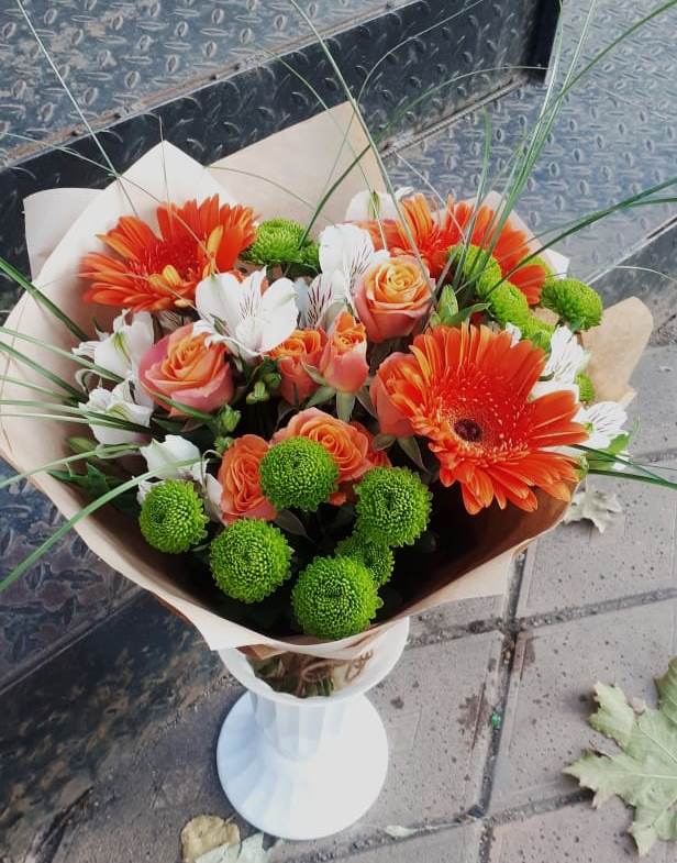 Букет цветов из: Герберы, Хризантемы, Альстромерии и Розы в Джалиле