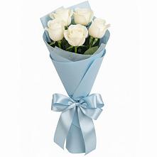 Букет 5 Белых роз Проуд в Джалиле