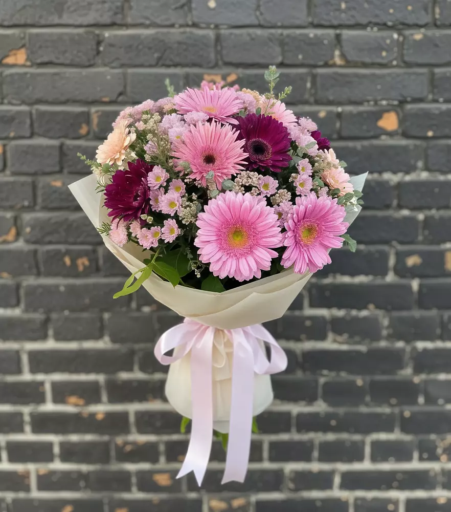 Букет цветов из: Герберы и Хризантемы в Джалиле