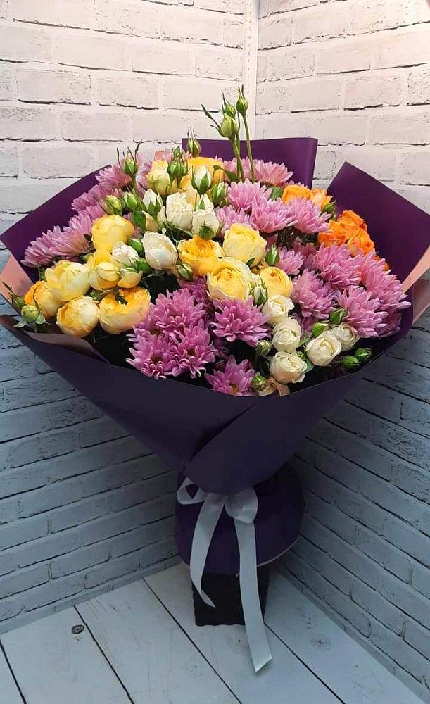 Букет цветов из: Хризантемы и Розы в Джалиле