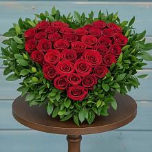 Цветочная композиция из Розы в виде сердца в Джалиле