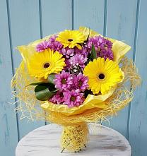 Букет цветов из:  Хризантемы и Герберы в Джалиле