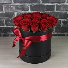 Цветочная композиция из Розы в шляпной коробке в Джалиле