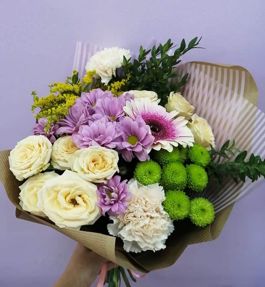 Букет цветов из: Хризантемы, Розы, Гвоздики и Герберы в Джалиле