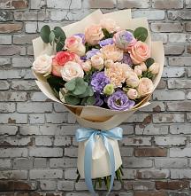 Букет цветов из:  Розы, Лизиантусы и Гвоздики в Джалиле